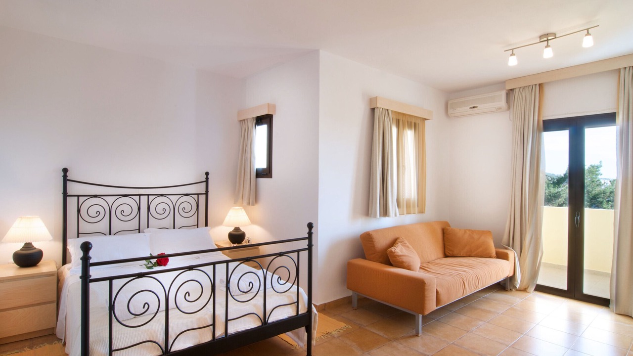 Photo of Bedroom in Lefkos
