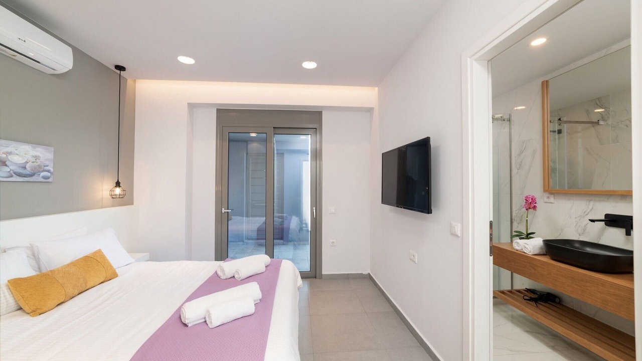Photo of Bedroom in Agia Marina