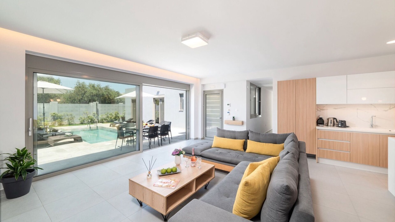 Photo of Livingroom in Agia Marina