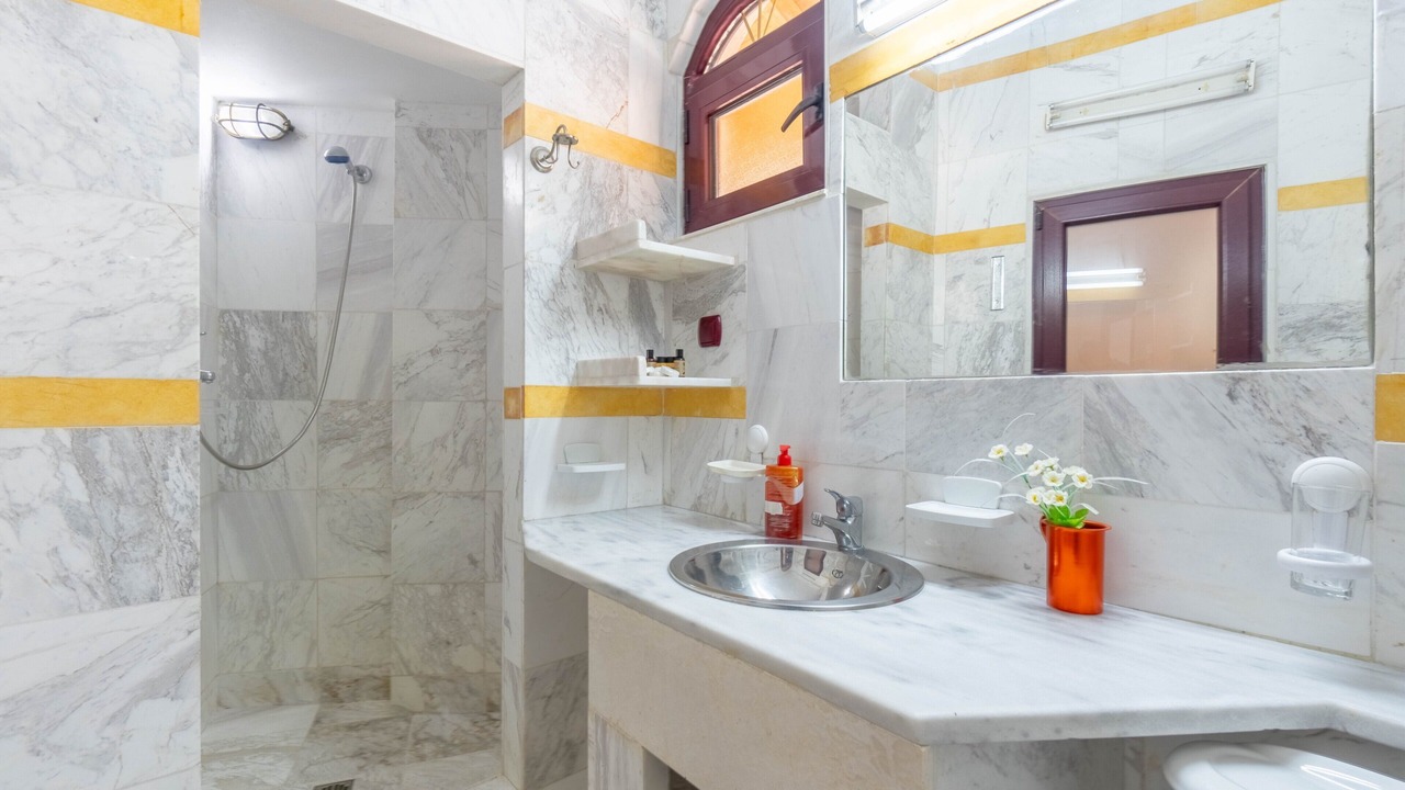 Photo of Bathroom in Gaios