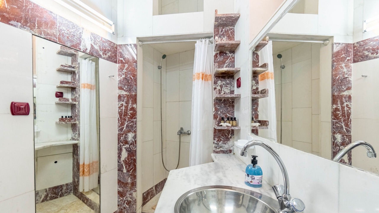 Photo of Bathroom in Gaios