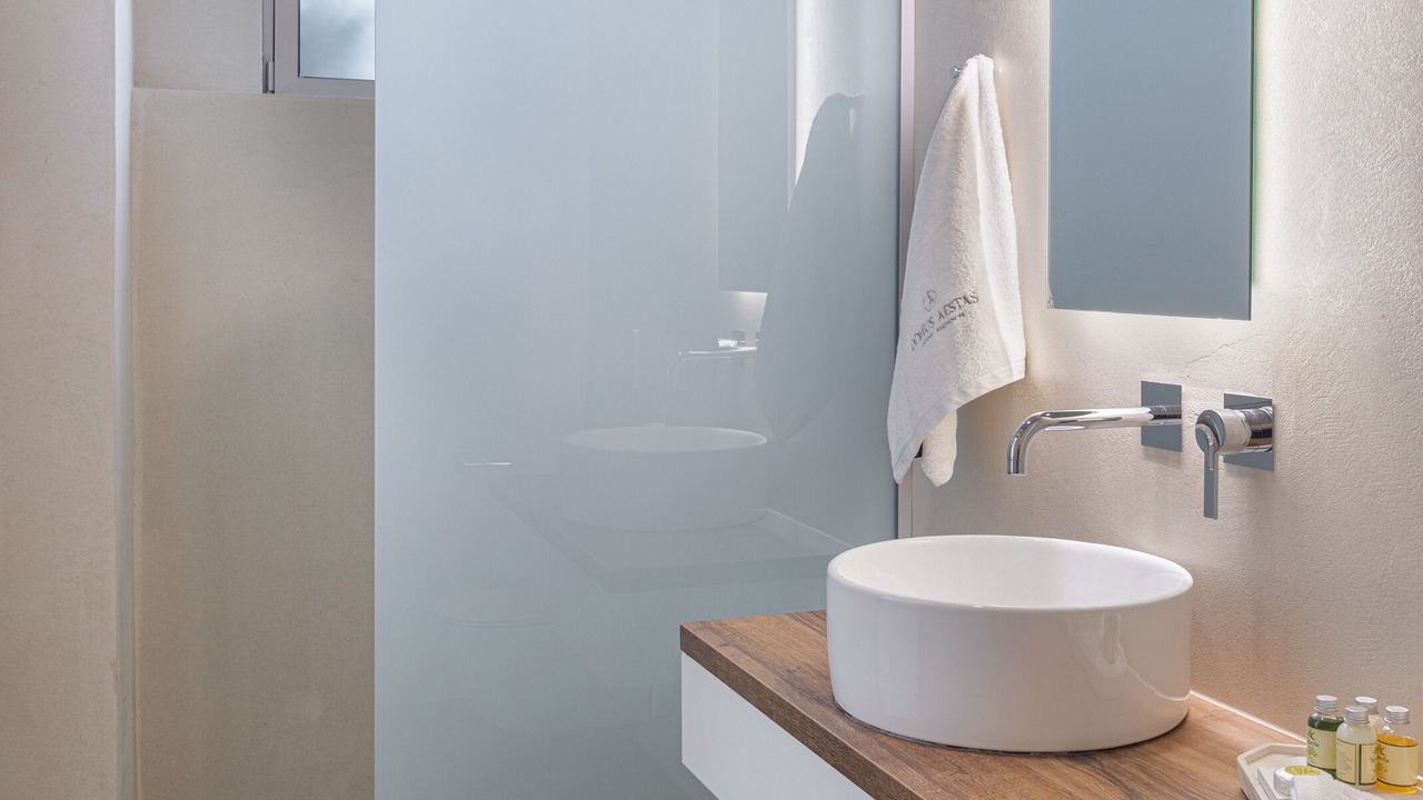 Photo of Bathroom in Mariou
