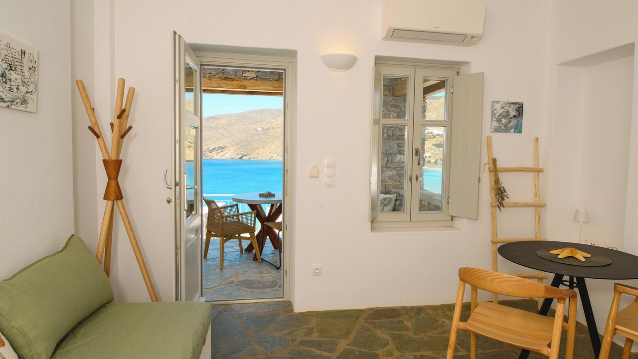 Photo of Livingroom in Aegiali