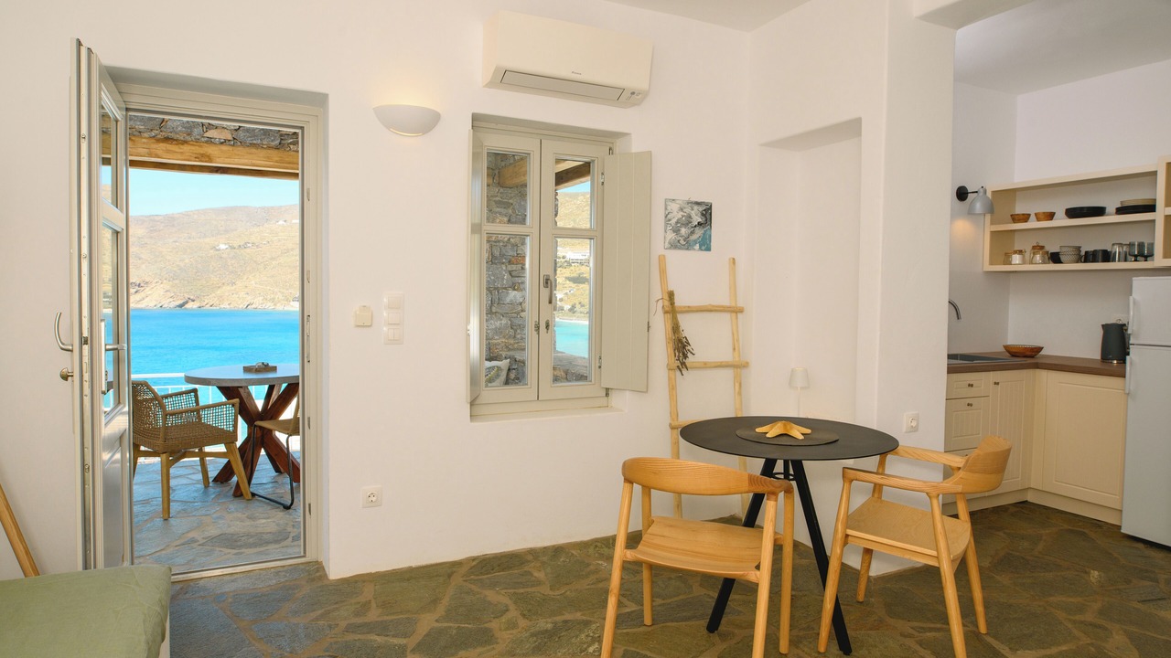 Photo of Livingroom in Aegiali