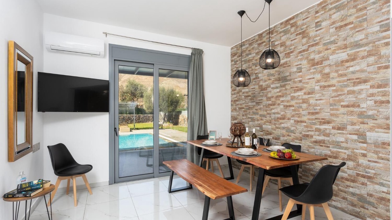 Photo of Bedroom in Lardos