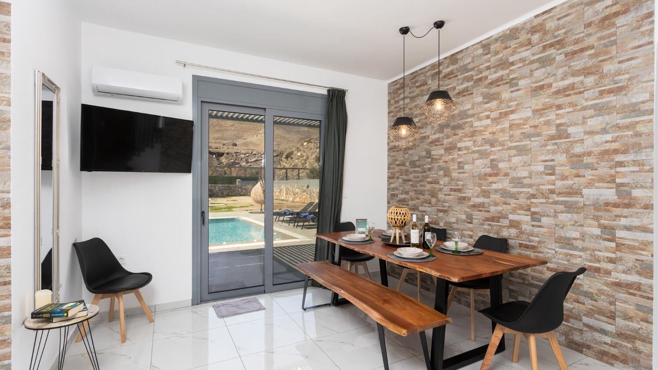 Photo of Bedroom in Lardos