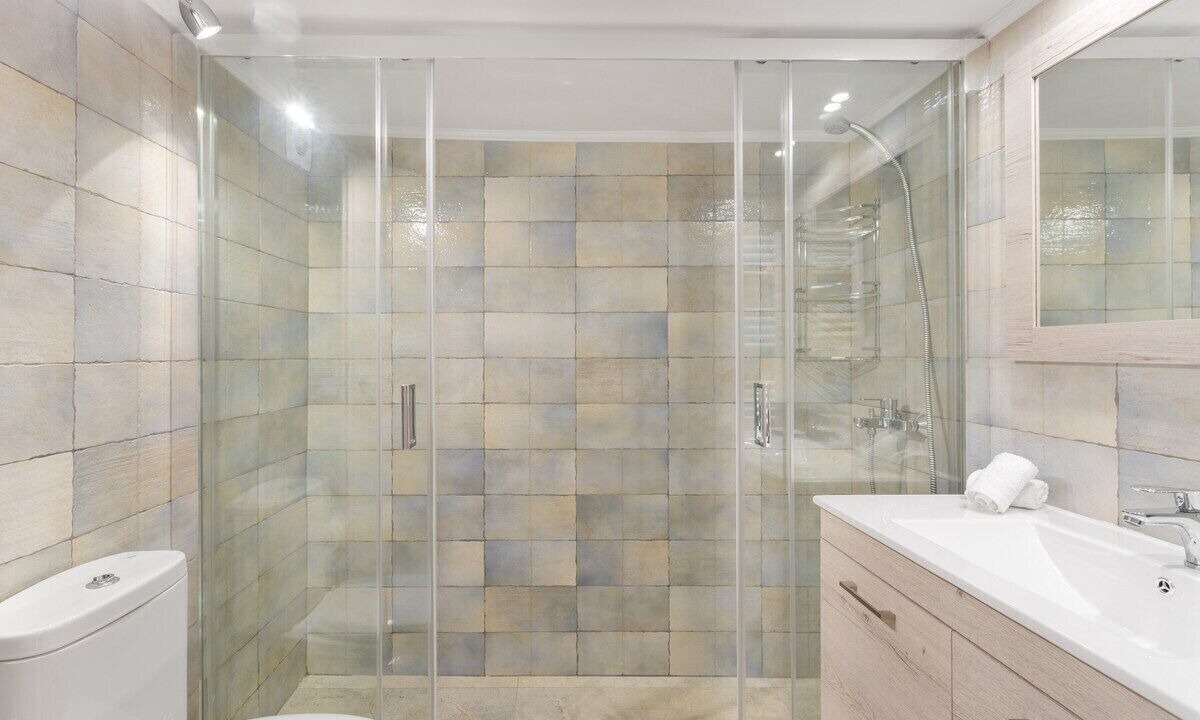Photo of Bathroom in Nea Smirni