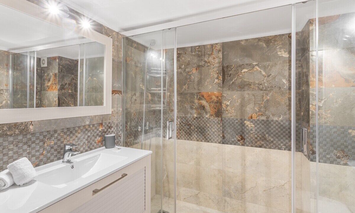 Photo of Bathroom in Nea Smirni