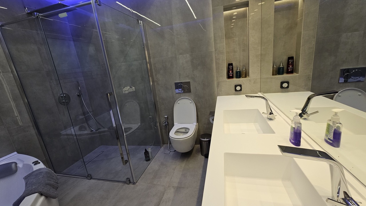 Photo of Bathroom in Lavreotiki