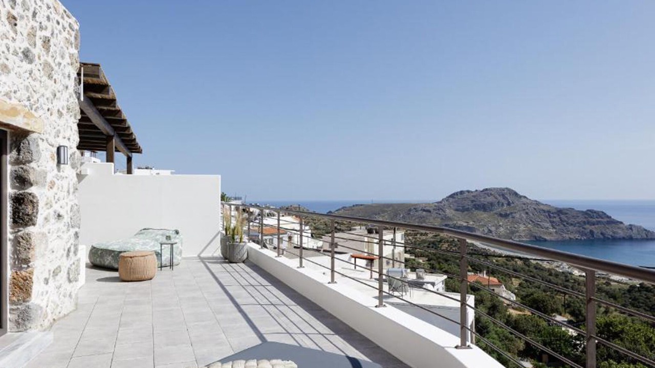 Photo of Patio Balcony in Mirthios