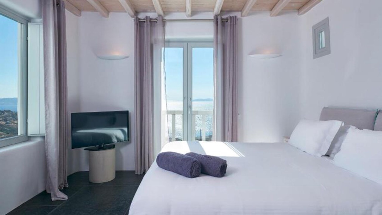 Photo of Bedroom in Houlakia
