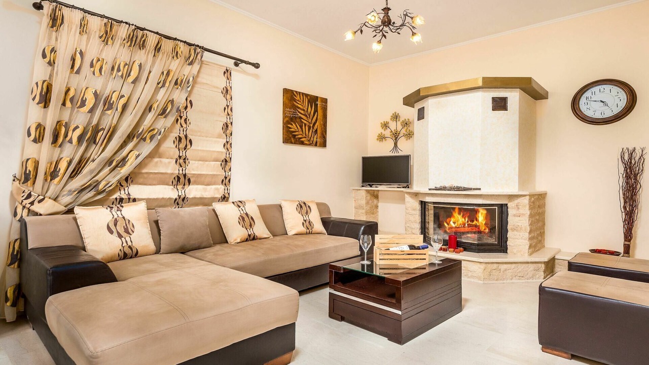 Photo of Livingroom in Peroulion