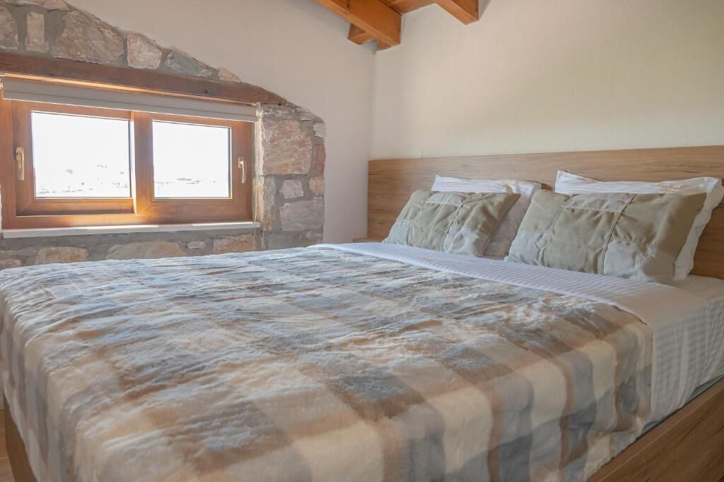 Photo of Bedroom in Flogita
