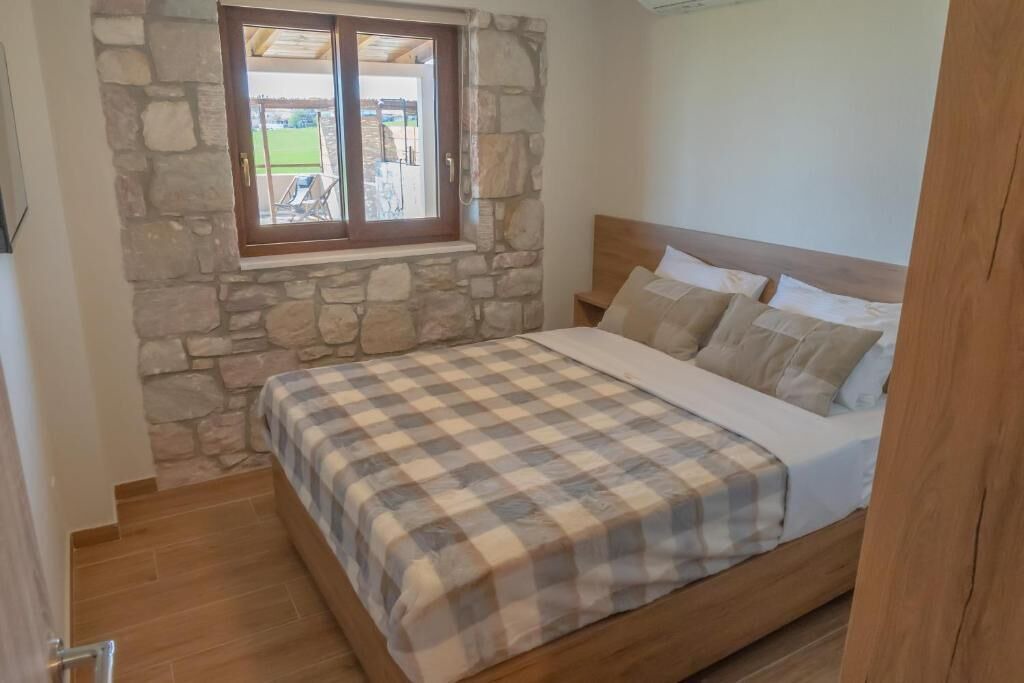 Photo of Bedroom in Flogita