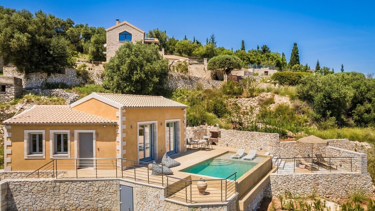 Photo of Outdoor in Tselendata