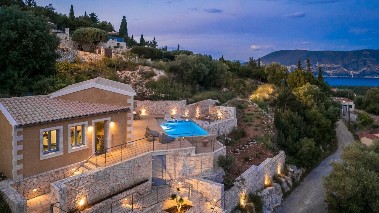Photo of Outdoor in Tselendata