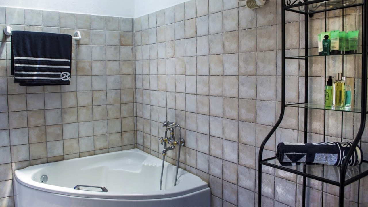 Photo of Bathroom in Ioulida