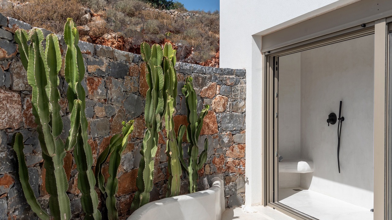 Photo of Bathroom in Mavrikiano