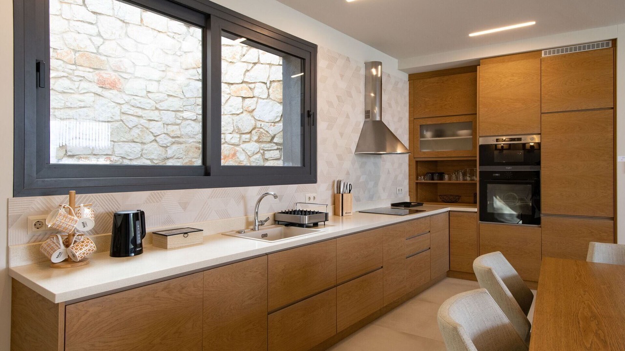 Photo of Kitchen in Petaleia