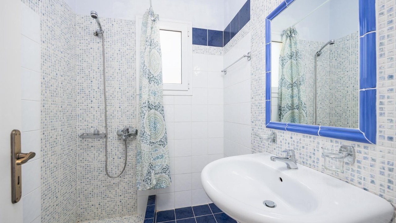 Photo of Bathroom in Karavados