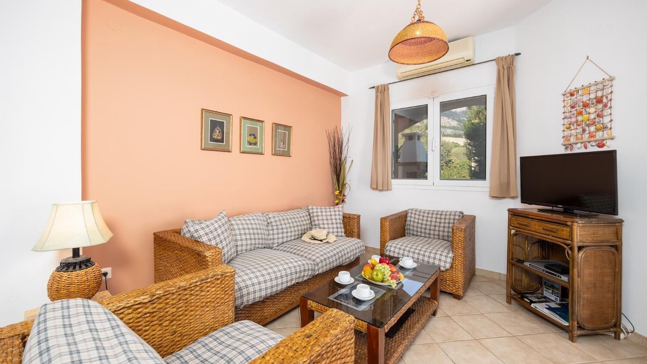 Photo of Livingroom in Karavados