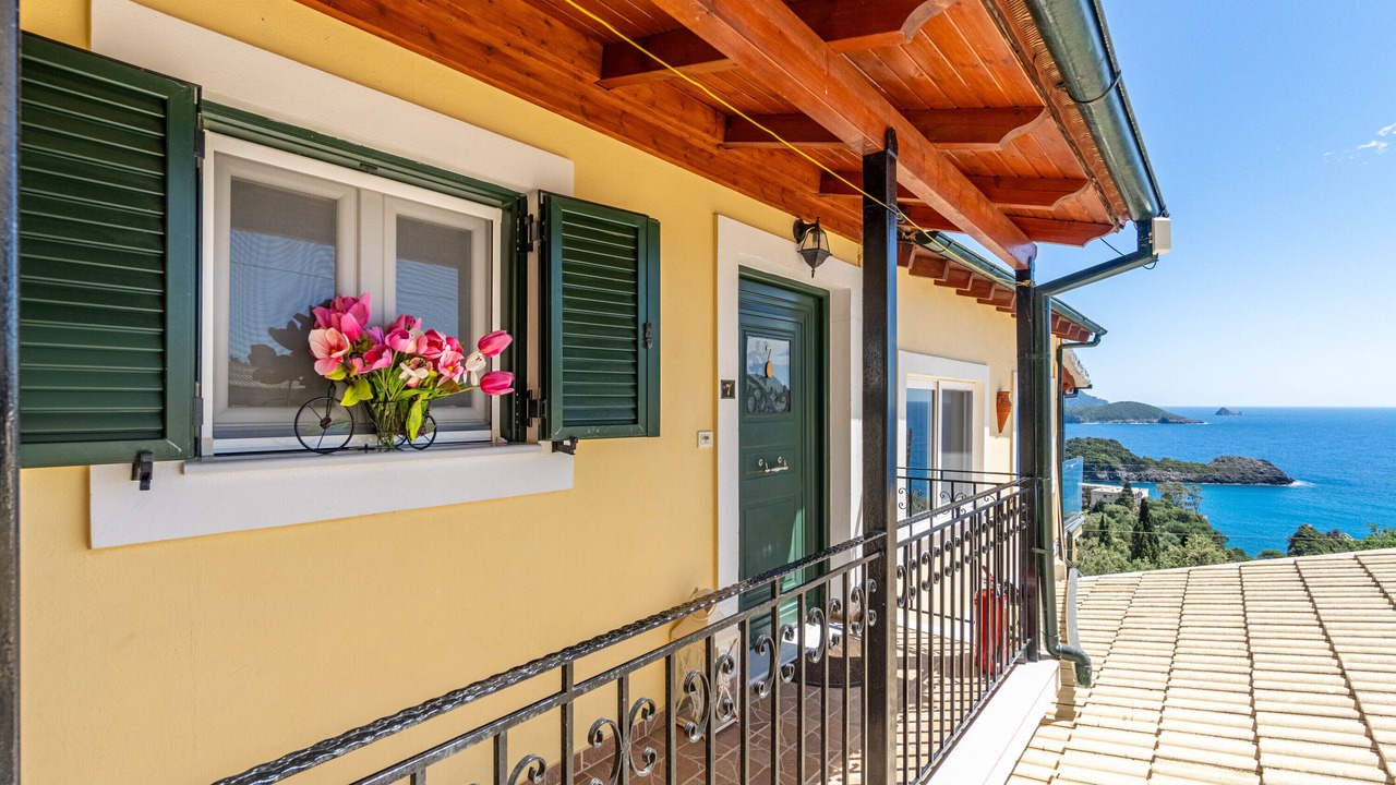 Photo of Outdoor in Lakones