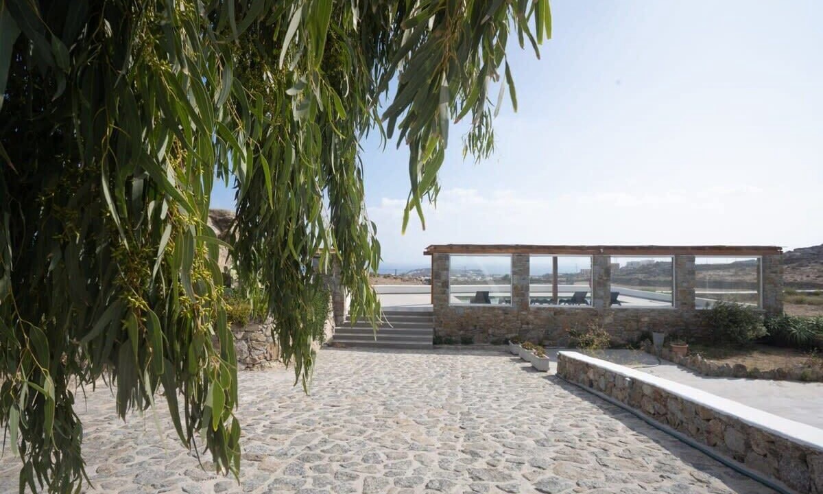 Photo of Outdoor in Plintri