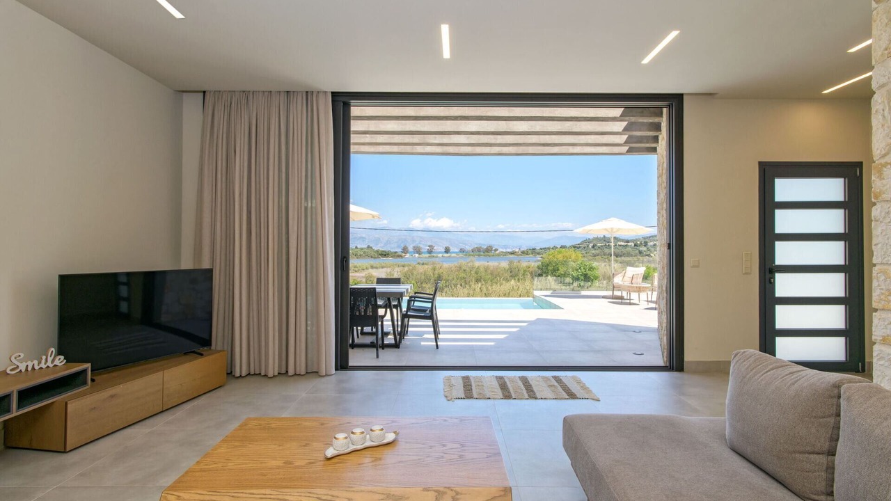 Photo of Livingroom in Petaleia