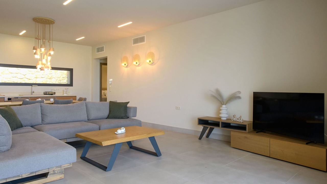 Photo of Livingroom in Petaleia
