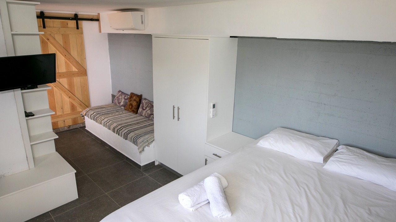 Photo of Bedroom in Nea Styra
