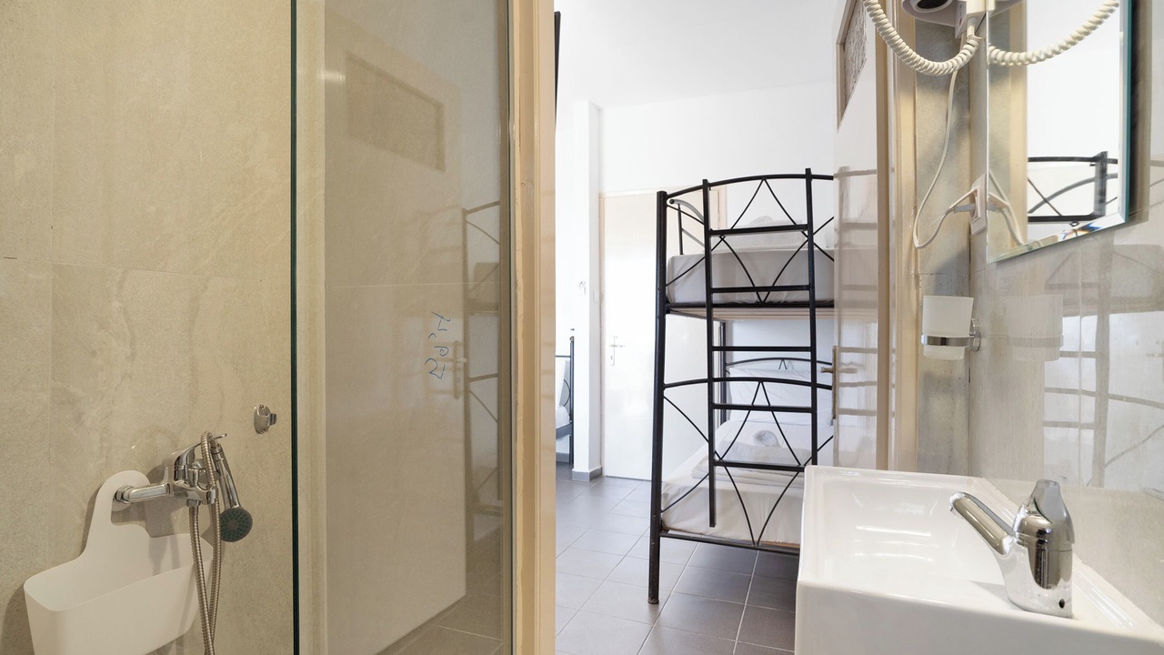 Photo of Bathroom in Pidima Kyras