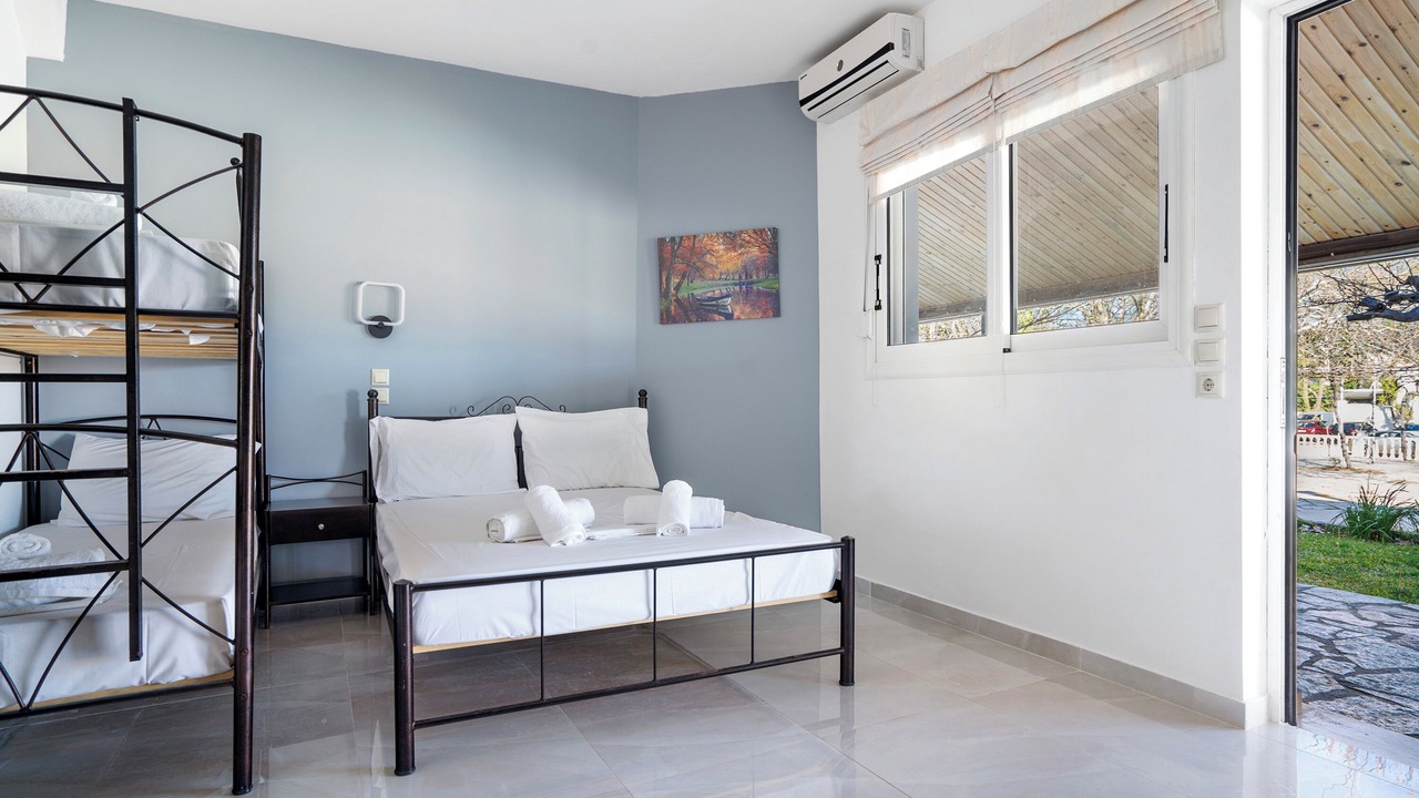 Photo of Bedroom in Pidima Kyras
