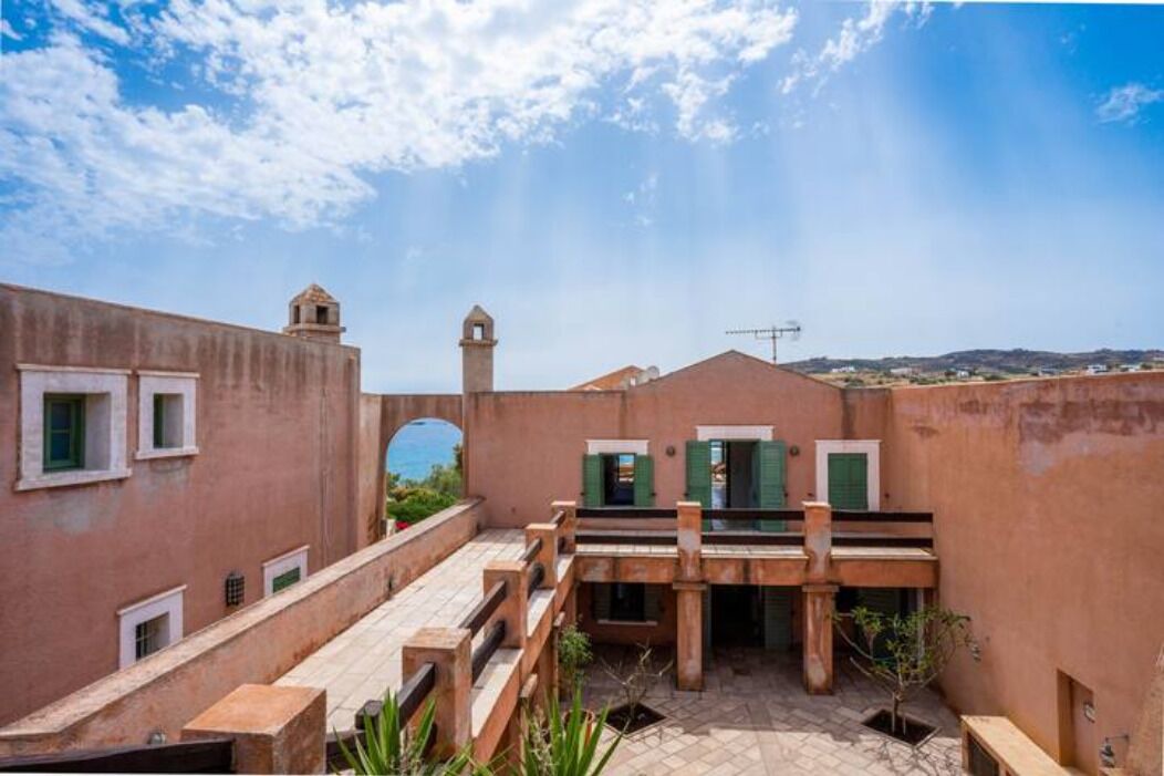 Photo of Patio Balcony in Syros