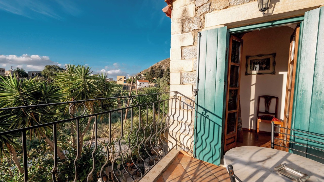 Photo of Patio Balcony in Malaxa