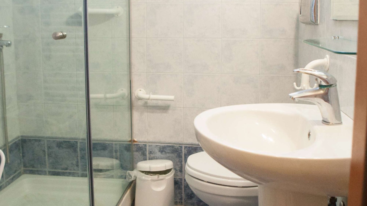 Photo of Bathroom in Sane