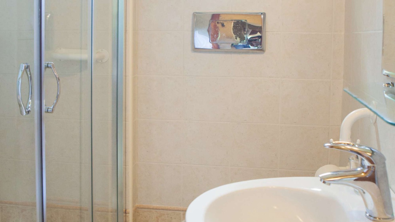 Photo of Bathroom in Sane