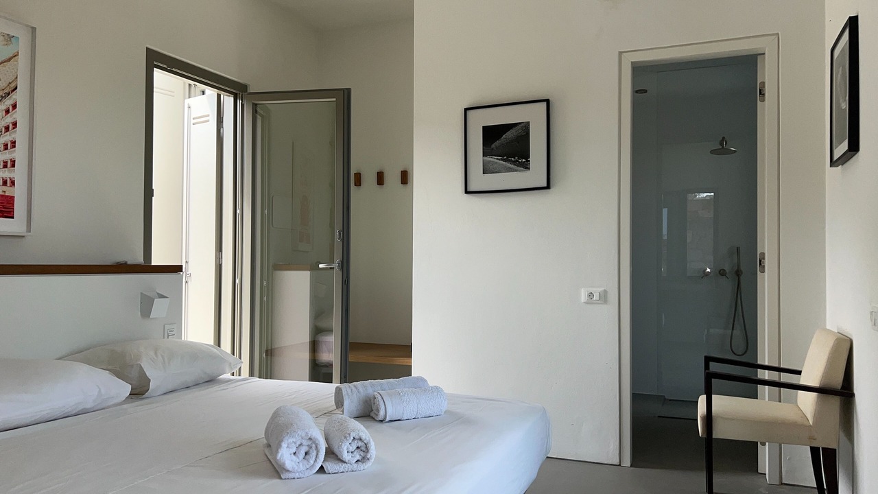 Photo of Bedroom in Milos