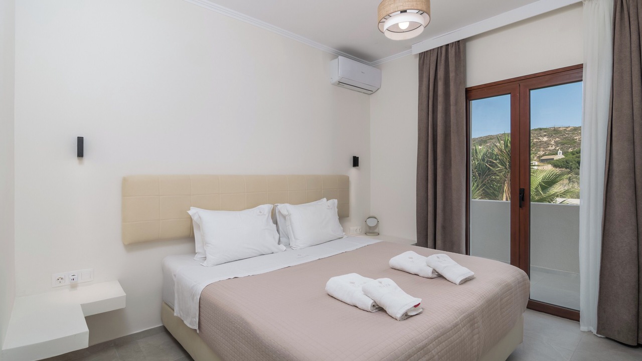 Photo of Bedroom in Adamas