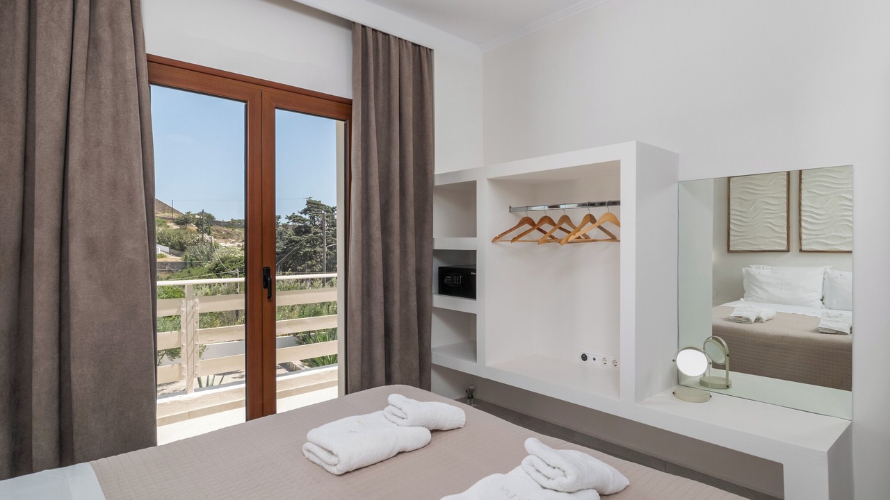 Photo of Bedroom in Adamas