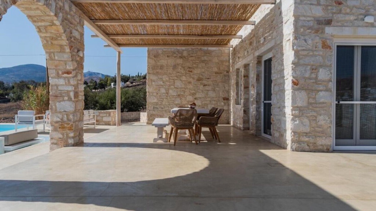 Photo of Outdoor in Piso Livadi