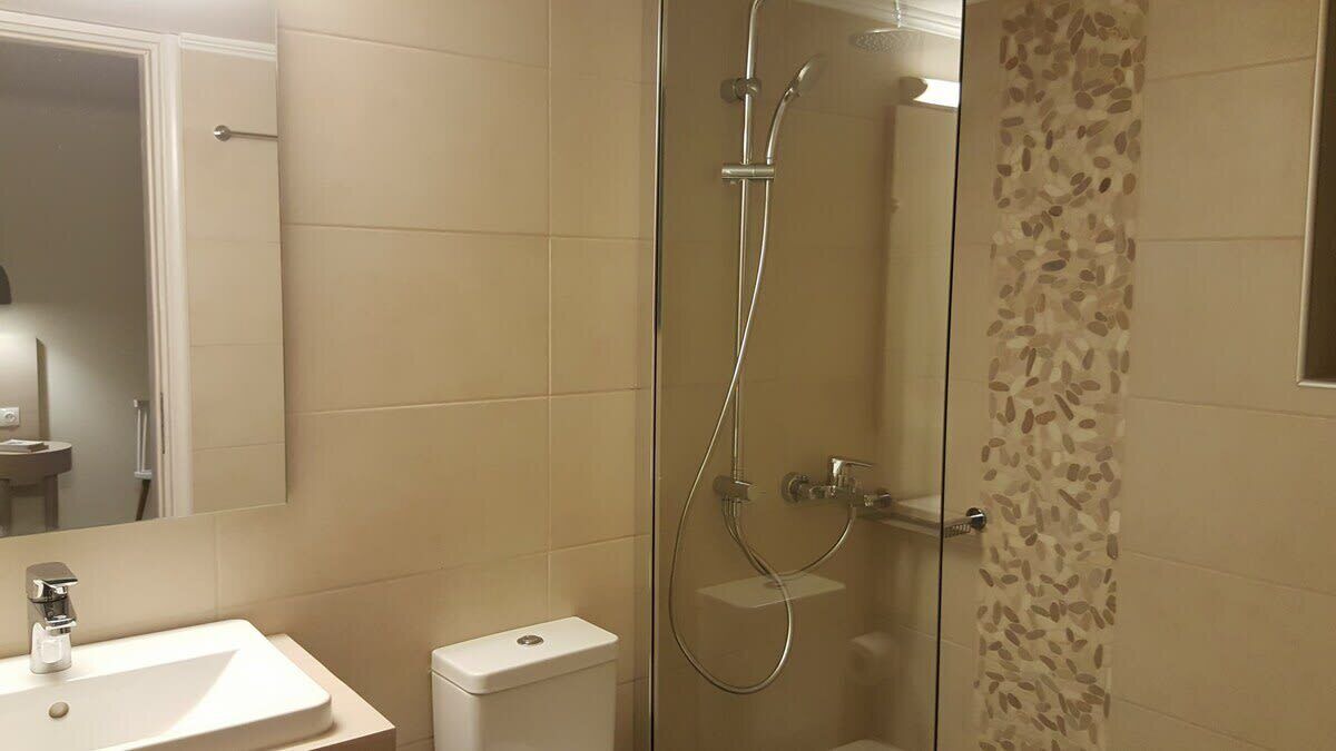 Photo of Bathroom in Gialos