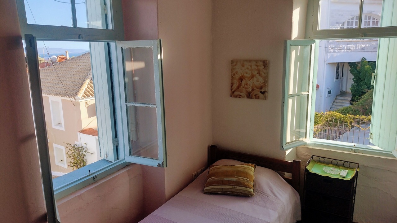 Photo of Bedroom in Methoni