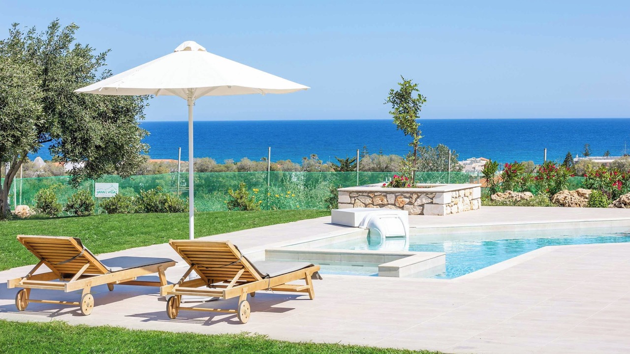 Photo of Outdoor in Adelianos Kampos