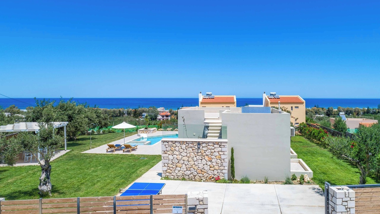 Photo of Outdoor in Adelianos Kampos