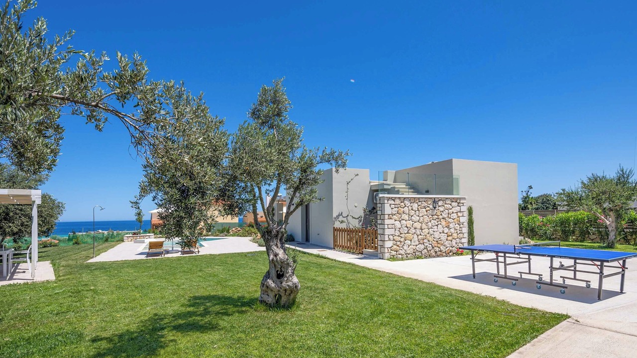Photo of Outdoor in Adelianos Kampos