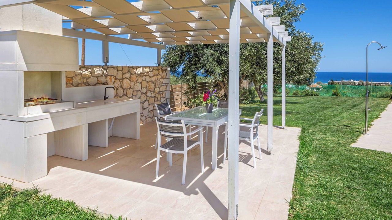 Photo of Outdoor in Adelianos Kampos