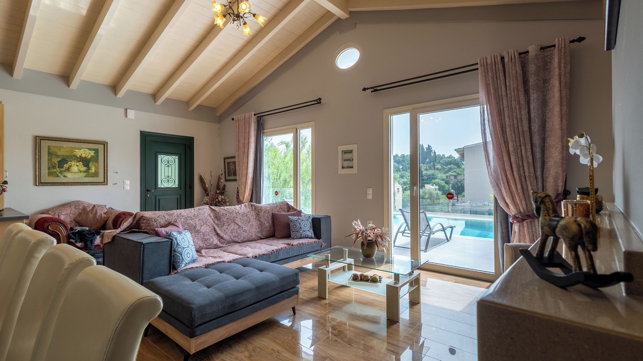 Photo of Livingroom in Alykes