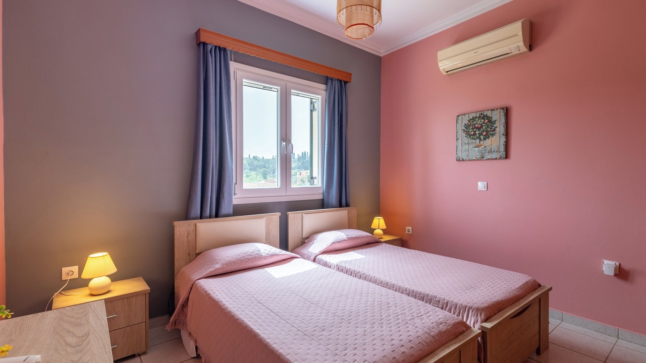 Photo of Bedroom in Alykes