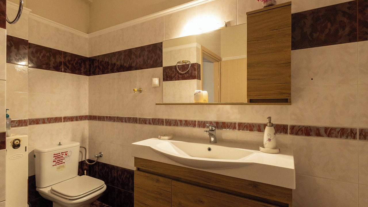Photo of Bathroom in Alykes