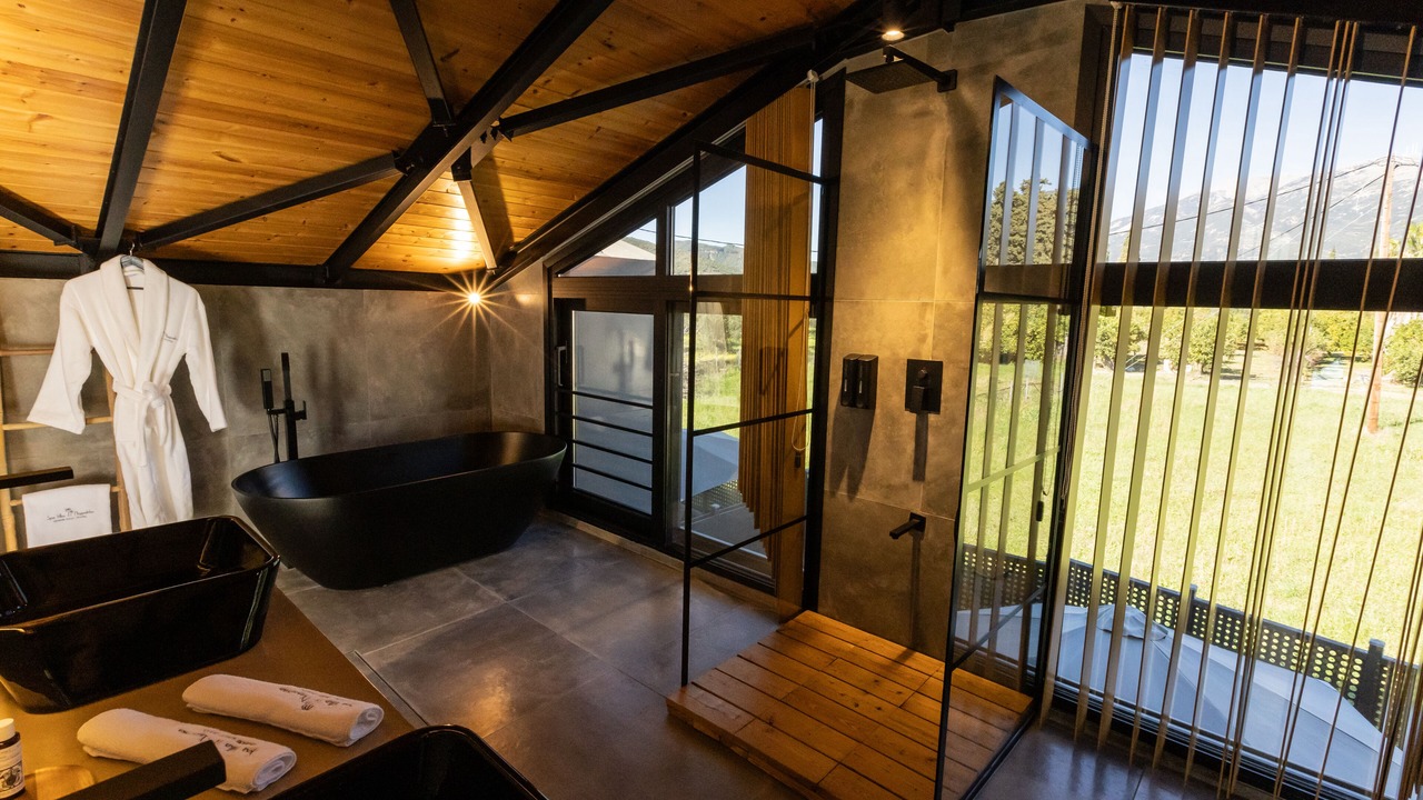 Photo of Bathroom in Gefira Mpania